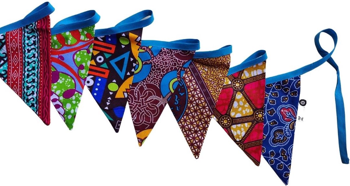 Stoffen slingers | Licht blauw lint | Herbruikbare slingers | Goed doel | Duurzaam cadeau | Vlaggenlijn | Slingers verjaardag